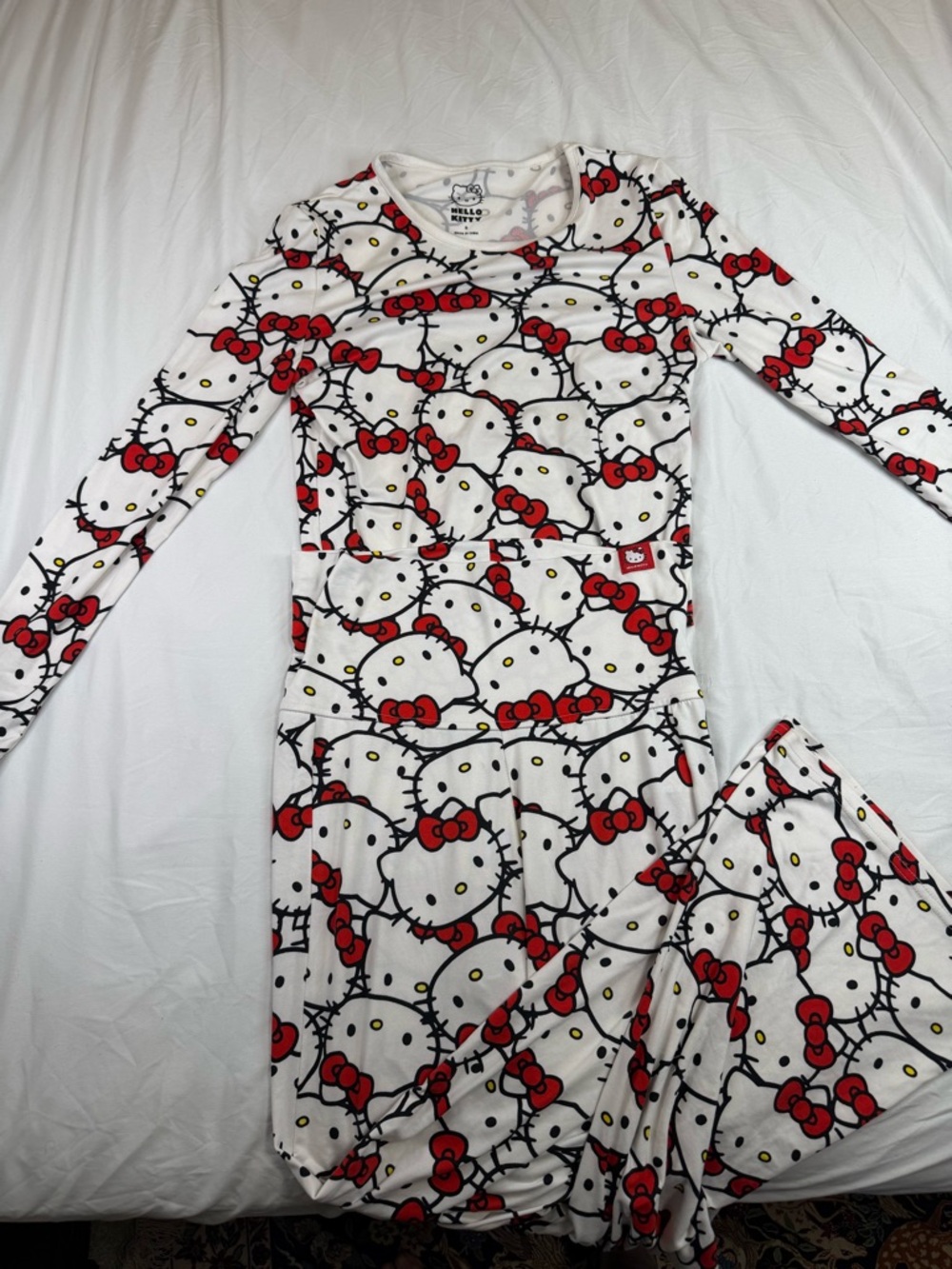 Hello Kitty Kids Pajama Set Size S Long Sleeve Top Pants White Cartoon Print